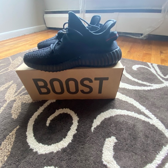 Yeezy boost 350 bred main image 6